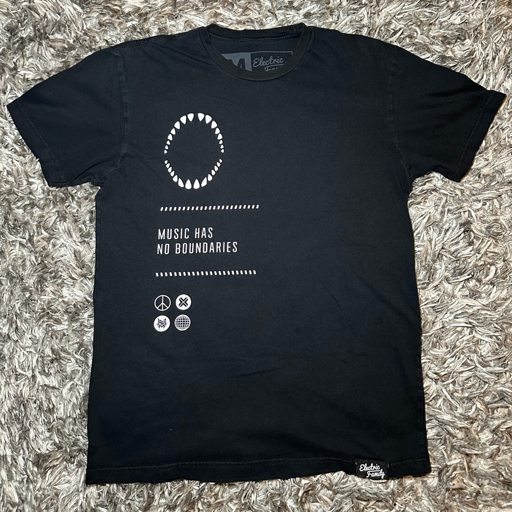 Jauz 2016 Electric Family Music Has No Boundaries Shark Teeth Shirt